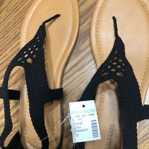 Maurices sandals